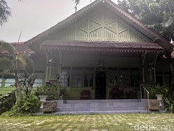 Bumi Ageung Cikidang Cianjur Saksi Bisu Perjuangan Kemerdekaan