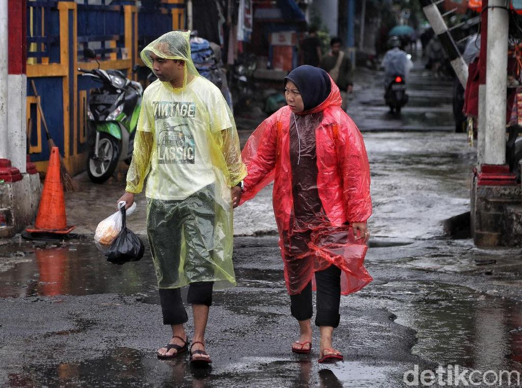 Bikin Gampang Sakit, Ini Makanan yang Harus Dihindari Saat Musim Hujan Bikin Gampang Sakit, Ini Makanan yang Harus Dihindari Saat Musim Hujan