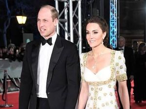 Pakai Gaun yang Sama dari Acara 2012, Kate Middleton Dipuji Pakai Gaun yang Sama dari Acara 2012, Kate Middleton Dipuji