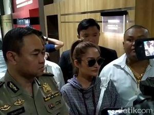 Sempat Ditawari Gabung MeMiles, Apa Jawaban Siti Badriah?