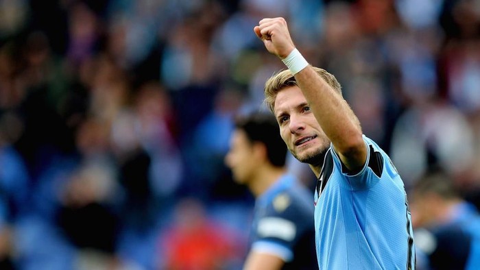 ROME, ITALY - FEBRUARY 02:  Ciro Immobile of SS Lazio celebrates after scoring the teams third goal during the Serie A match between SS Lazio and SPAL at Stadio Olimpico on February 2, 2020 in Rome, Italy.  (Photo by Paolo Bruno/Getty Images)