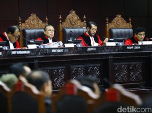 Suasana Sidang Lanjutan Uji Formil UU KPK