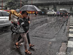 BMKG: Waspada Potensi Hujan Disertai Petir di Jaksel dan Jakbar Sore Hari