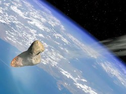 NASA Sebut Asteroid Besar Akan Lintasi Bumi NASA Sebut Asteroid Besar Akan Lintasi Bumi