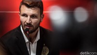 Karier Motta bisa dikatakan meredup usai memperkuat Juventus. 