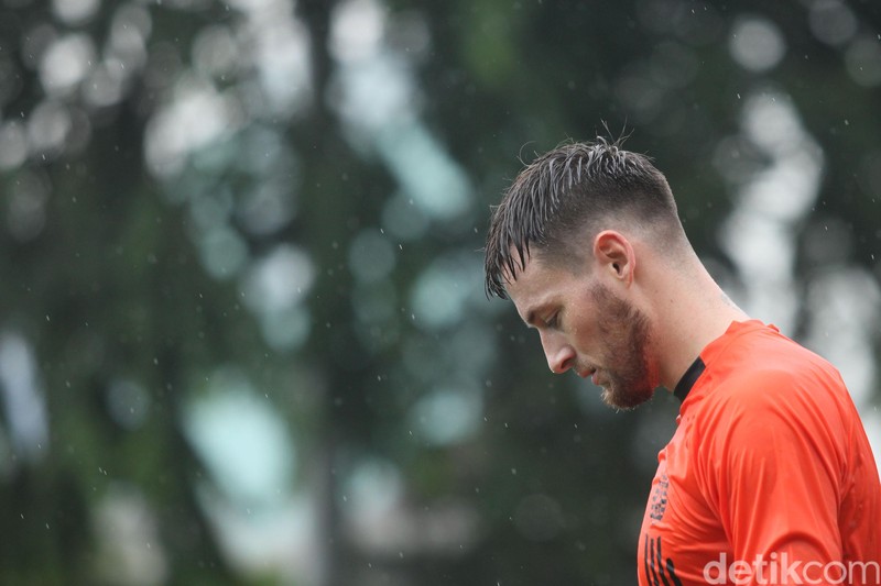 Marco Motta Dan Marc Klok Jalani Sesi Latihan Bersama Persija Foto 16