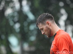 Marc Klok Tanpa Klub, Persib Tertarik?
