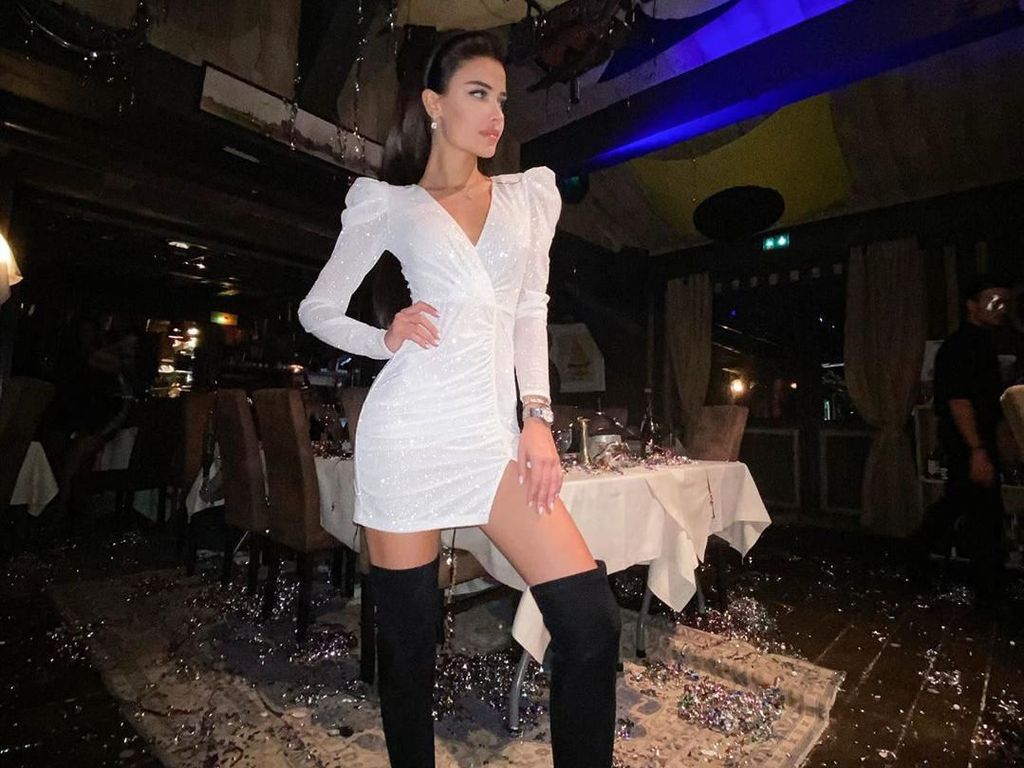 Foto: Gaya Mewah Selingkuhan Pangeran Arab, Dapat Rp 540 Juta Seminggu Foto: Gaya Mewah Selingkuhan Pangeran Arab, Dapat Rp 540 Juta Seminggu