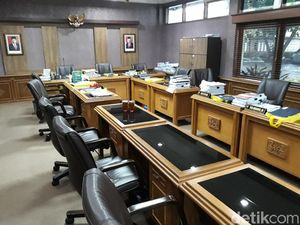 65 Persen Anggota DPRD Solo Hari Ini Izin, Begini Suasananya