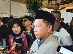 Tito Karnavian Berterima Kasih Pernah Dikritik Gus Sholah Tito Karnavian Berterima Kasih Pernah Dikritik Gus Sholah