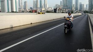 Jangan Nekat! JLNT Casablanca Bakal Dipasang Kamera e-Tilang Motor