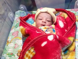 Nasib Bayi Mungil Menggemaskan yang Ditinggal di Teras Rumah Warga