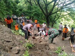 Tebing Gunung Pandan di Madiun Longsor, Akses Jalan Desa Tertutup