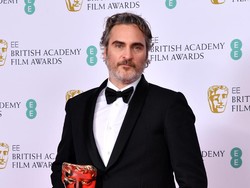 Joaquin Phoenix Namai Anaknya River, Alasannya Bikin Haru