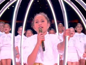 Hebat! Putri Jennifer Lopez Tulis Buku di Usia 12 Tahun