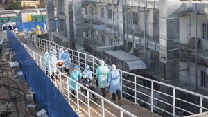 Pasien Virus Corona Mulai Dipindahkan ke RS Khusus di Wuhan