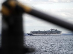 Satu Kena Corona, Semua Penumpang Kapal Pesiar Dikarantina