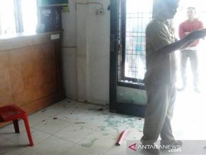Satu Keluarga di Aceh Barat Mengamuk dan Rusak Kantor Camat