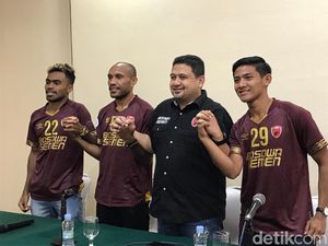Ucapan Syukur Roni Beroperay Akhirnya Gabung PSM Makassar Ucapan Syukur Roni Beroperay Akhirnya Gabung PSM Makassar