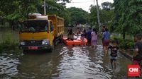 Tanggul Jebol, Banjir Merendam Tiga Perumahan di Tangerang