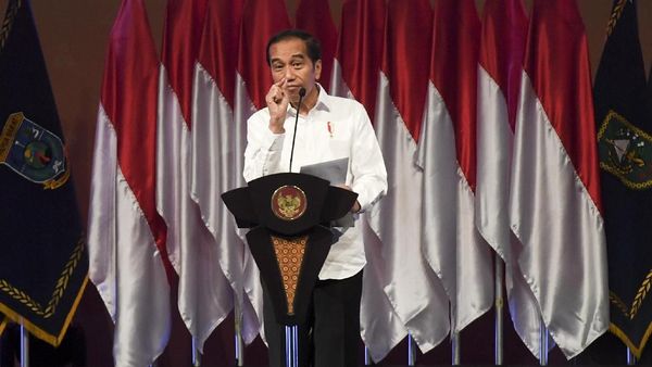 Jokowi Beri Arahan Penanggulangan Bencana di Rakornas BNPB