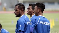 Mayoritas bobotoh pun menyambut baik kehadiran Zulham di Persib Bandung. 