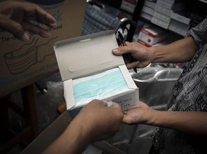 Stok Masker Medis Lokal-Impor Melimpah, Harga Masih Tinggi