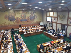 Rapat dengan Kemendag, Anggota Komisi VI Bahas Perjanjian Dagang RI