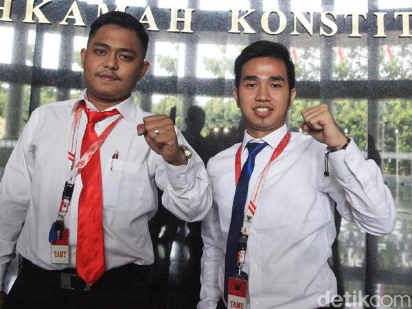 Mahasiswa yang Gugat Aturan Lampu Motor Tak Bisa Tunjukkan SIM