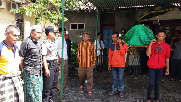 Tewas di Kebun Durian, Bocah SD Diduga Dibunuh