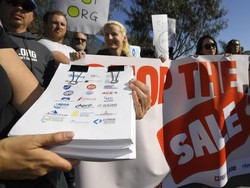 Organisasi Nirlaba Kritik Penjualan Domain Internet .org