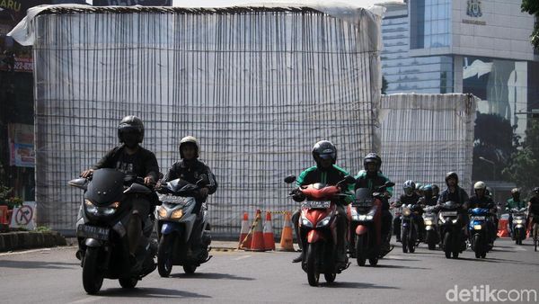 Melihat Pembangunan Flyover Jalan Jakarta di Kota Bandung
