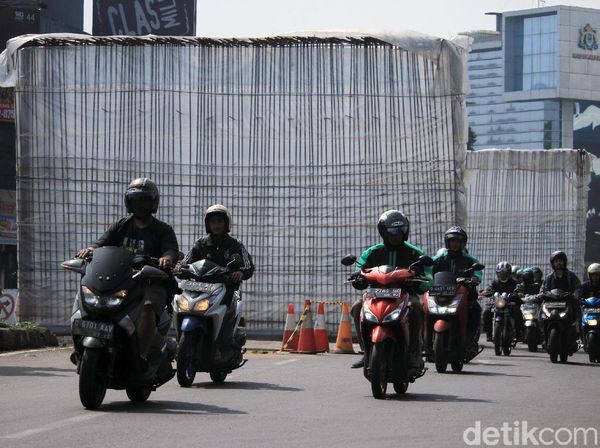 Melihat Pembangunan Flyover Jalan Jakarta di Kota Bandung