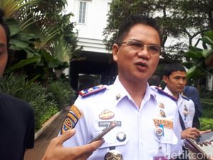 Kadishub DKI Wajibkan Pegawainya Naik Sepeda ke Kantor Setiap Jumat Kadishub DKI Wajibkan Pegawainya Naik Sepeda ke Kantor Setiap Jumat
