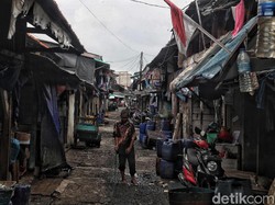 Bahaya! Jumlah Orang Miskin di RI Bisa Naik Jadi 28 Juta
