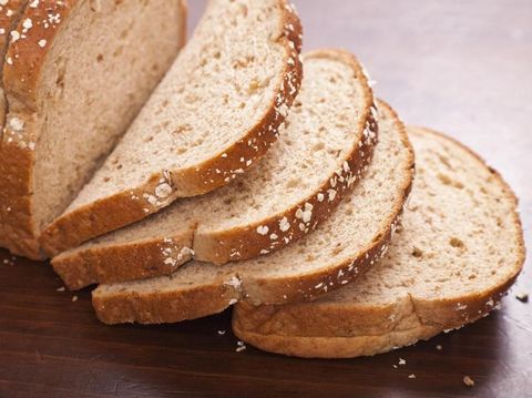 Roti tawar untuk bikin remahan