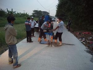 Tahun Ini, Pemkab Serang Targetkan Betonisasi Jalan 585,13 Km Tahun Ini, Pemkab Serang Targetkan Betonisasi Jalan 585,13 Km
