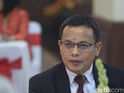 MK Surati Nadiem soal Gelar Profesor Kehormatan Ditulis Prof (HC Kampus)
