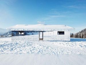 Rumah Kaca Unik di Swiss dengan Pemandangan Indah Ini Pas Buat yang Narsis Rumah Kaca Unik di Swiss dengan Pemandangan Indah Ini Pas Buat yang Narsis