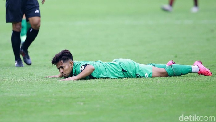 PSM Makassar berhasil mengalahkan Bhayangkara FC 1-0 dalan laga uji coba. Gol Juku Eja dicetak oleh Yakob Sayuri.