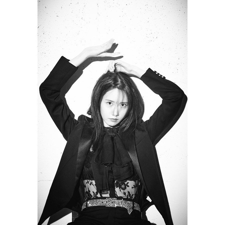 Selain Top Beauty World, Yoona SNSD pun sering dinominasikan sebagai wanita tercantik di berbagai polling. Kali ini, ia menempati posisi satu sebagai yang paling cantik di antara artis-artis lain, seperti Emilia Clarke di peringkat dua dan Raisa peringkat 74. Foto: Instagram @yoona__lim