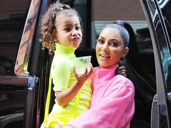 Anggap North West Punya Obsesi Aneh, Kim Kardashian Mengaku Takut