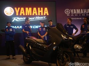 Harga Yamaha Nmax Connected ABS Mepet PCX, Ini Komentar Honda