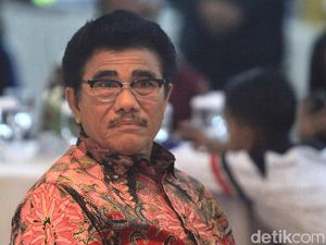 Unissula Kembali Beri Profesor Kehormatan, Kali Ini ke Hakim MK Manahan Unissula Kembali Beri Profesor Kehormatan, Kali Ini ke Hakim MK Manahan