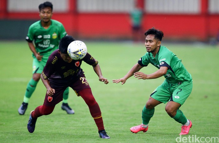 PSM Makassar berhasil mengalahkan Bhayangkara FC 1-0 dalan laga uji coba. Gol Juku Eja dicetak oleh Yakob Sayuri.