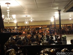 Kunjungi Keraton Yogya, Presiden Singapura Disuguhi Tarian Lawung Jajar