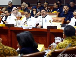 DPR Desak Kominfo Rampungkan Misi Merdeka Sinyal