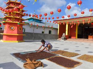 Intip Aktivitas Kota Tua Penagi di Natuna