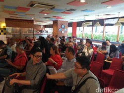 Nasabah Emco Tuntut Pengembalian Uang Reksa Dana