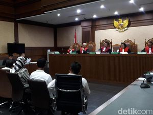 Saksi Akui Setor Duit hingga Sepeda Doorprize untuk Kegiatan Gubernur Nurdin